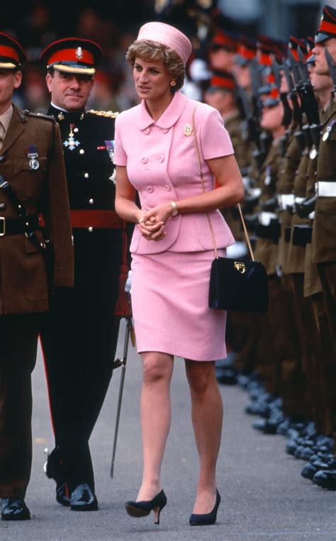 pink chanel suit jackie|jackie kennedy funeral dress.